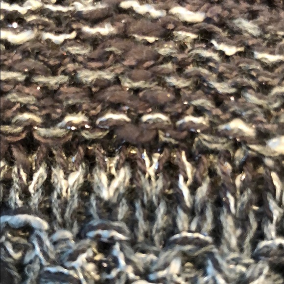 Sweater - Picture 7 of 7